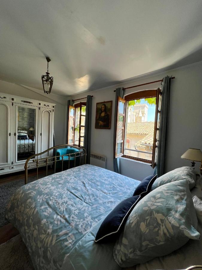 Ferienwohnung Renove, Vue Sur Palais Des Papes, Terrasse Et Wifi Troisieme Etage Avignon Exterior foto
