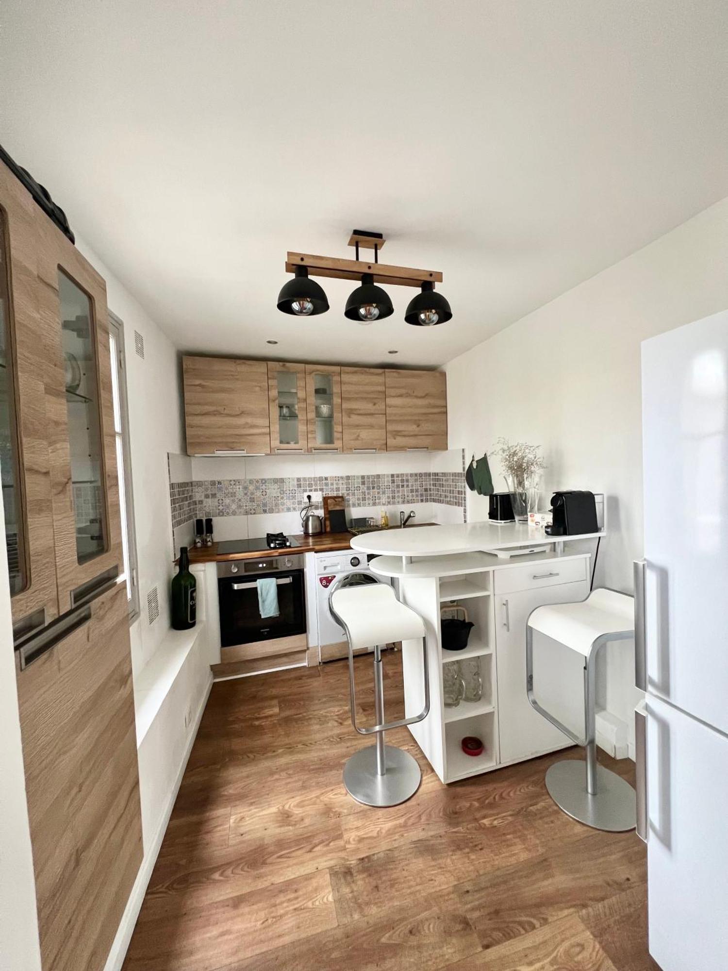 Ferienwohnung Renove, Vue Sur Palais Des Papes, Terrasse Et Wifi Troisieme Etage Avignon Exterior foto