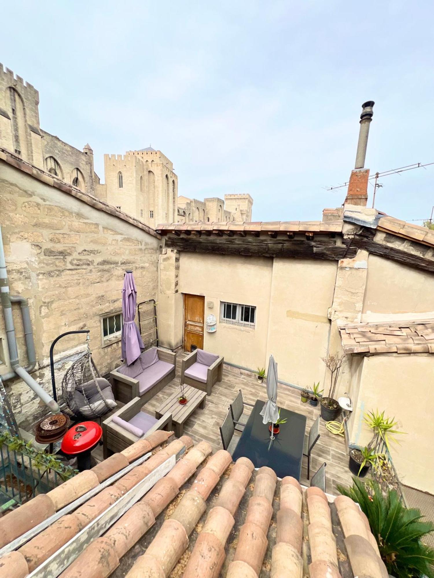 Ferienwohnung Renove, Vue Sur Palais Des Papes, Terrasse Et Wifi Troisieme Etage Avignon Exterior foto