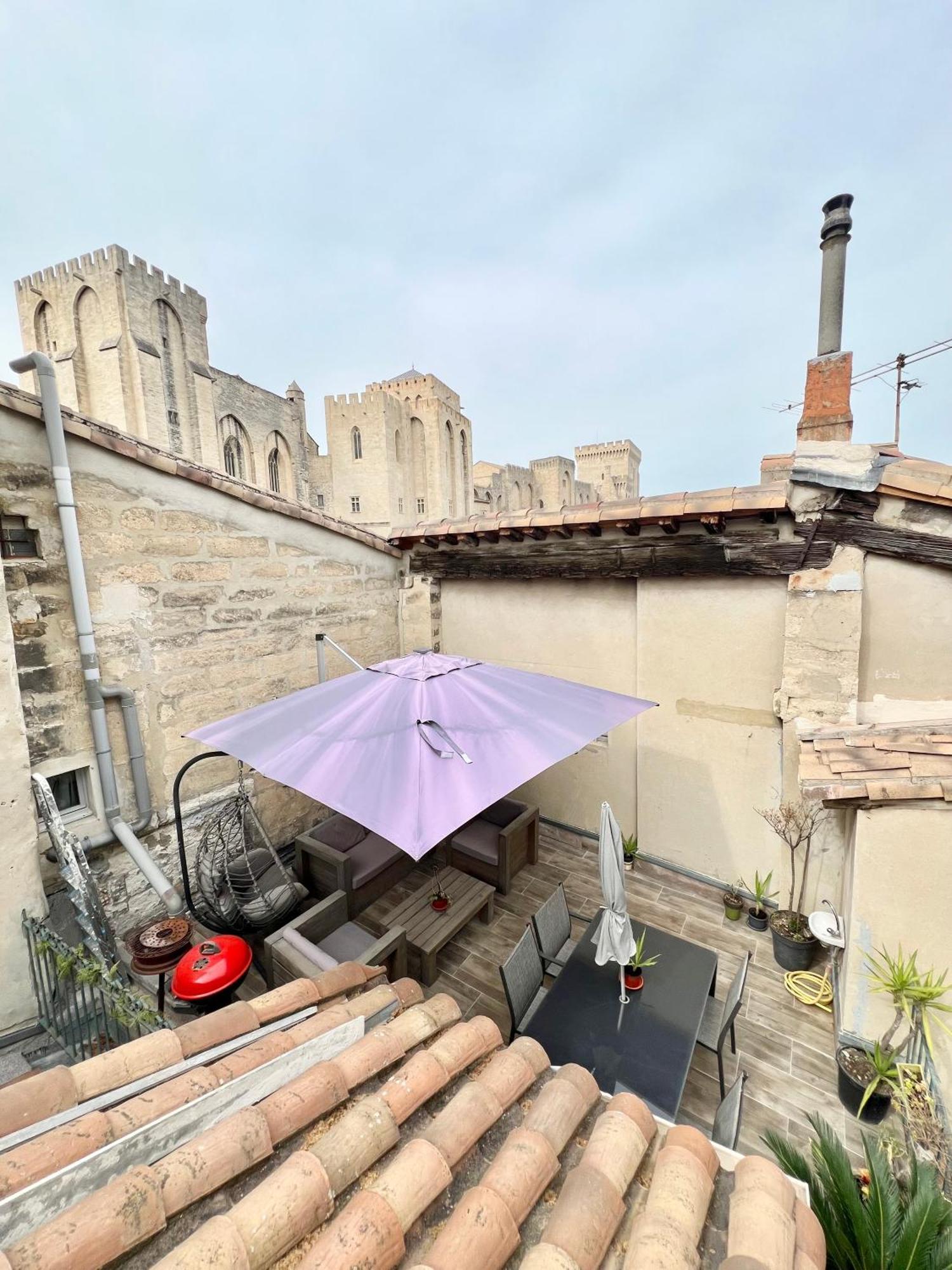 Ferienwohnung Renove, Vue Sur Palais Des Papes, Terrasse Et Wifi Troisieme Etage Avignon Exterior foto