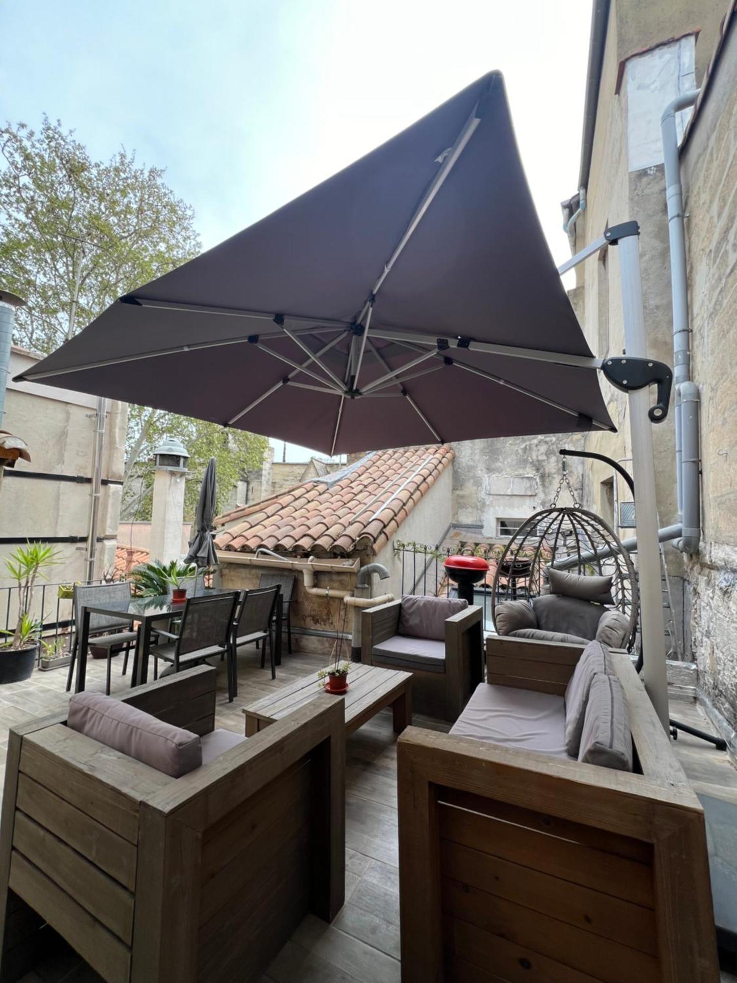 Ferienwohnung Renove, Vue Sur Palais Des Papes, Terrasse Et Wifi Troisieme Etage Avignon Exterior foto