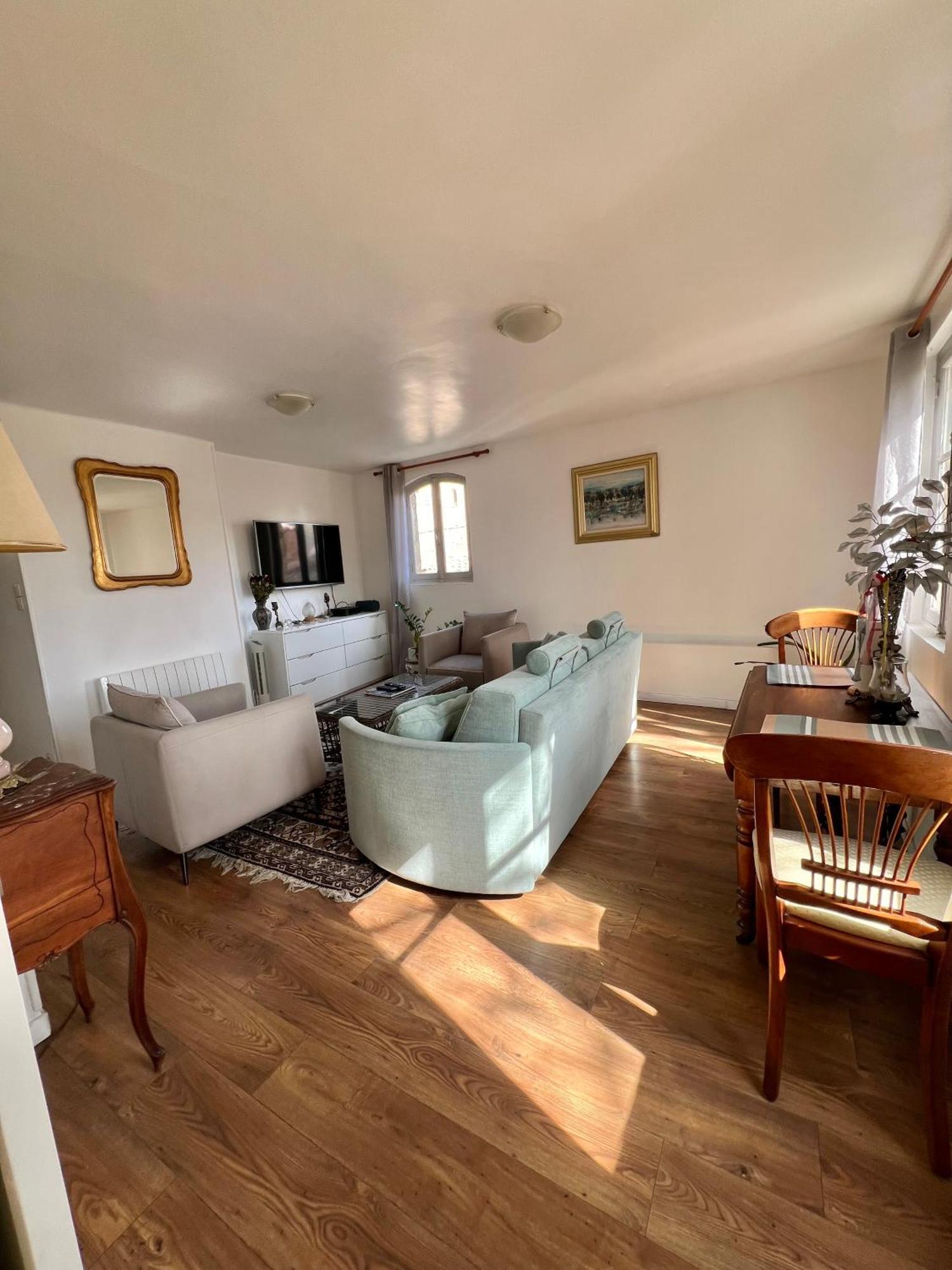 Ferienwohnung Renove, Vue Sur Palais Des Papes, Terrasse Et Wifi Troisieme Etage Avignon Exterior foto